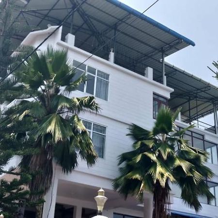 Hotel Mainak Port Blair Esterno foto